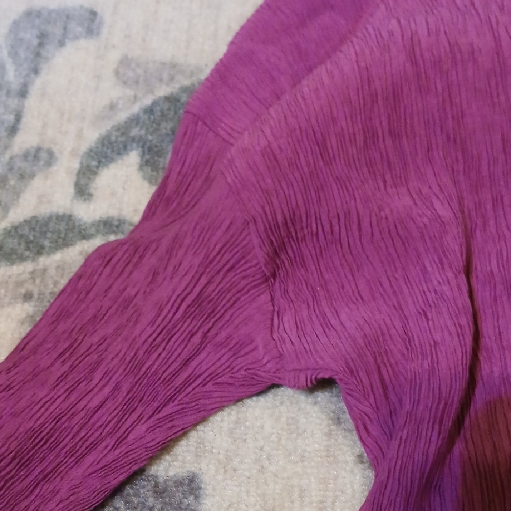 Ruby Rd. Magenta Crinkled V-Neck Top - Picture 7 of 9